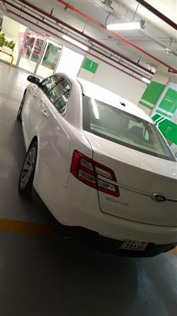 Ford Taurus